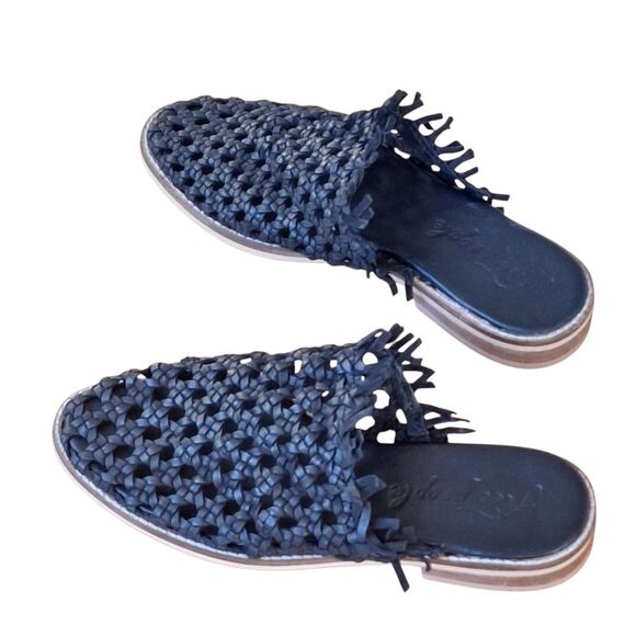 Free People sz 8 Black Leather Mirage Mule Flats Braided Sandal EU 38 Boho Comfy - Picture 15 of 16